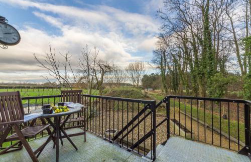 The Signal Box - Photo 17