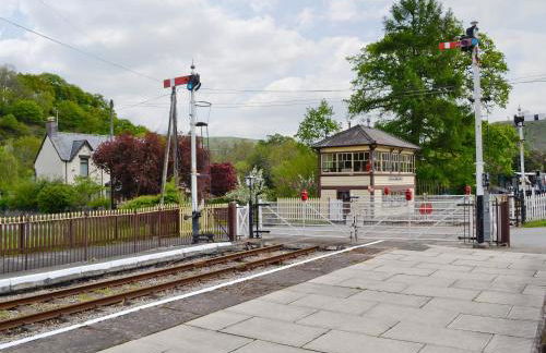 Station House - Hw7742 - Photo 8