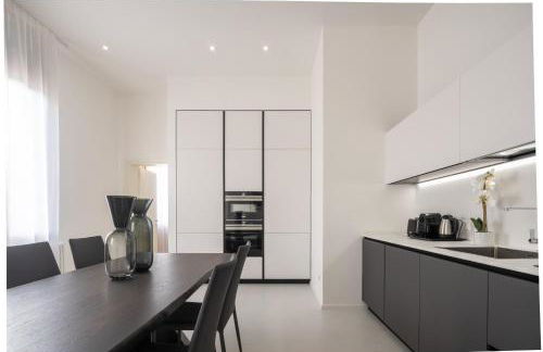 Design Apartment with Balcony on the Grand Canal R&R - Foto 3