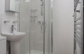 Lovely 3 Bdrm by Meadows - Foto 34