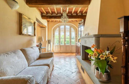 House With Wood-Fired Oven Near Arezzo - Photo 8