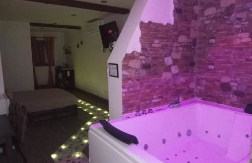 Suite Love Jacuzzi (Casas Toya) - Foto 1