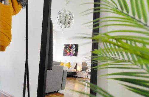 Lokal, luftig - Loft mit Heimkino & Parkplatz in Uni- und Kliniknähe - Foto 8