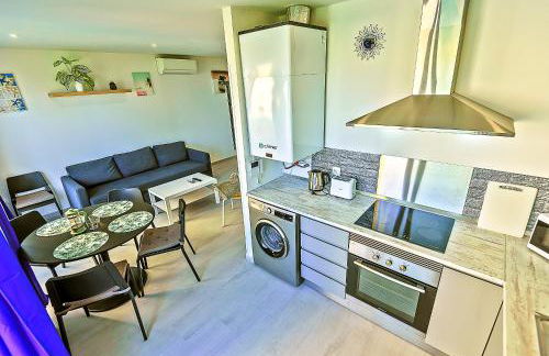 Oceanfront Duplex with a Rooftop Pool and Terrace - Foto 9