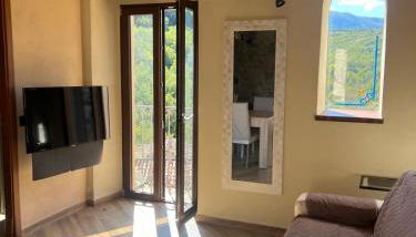 The Nest in Abbateggio among the greens and mountains - Photo 3