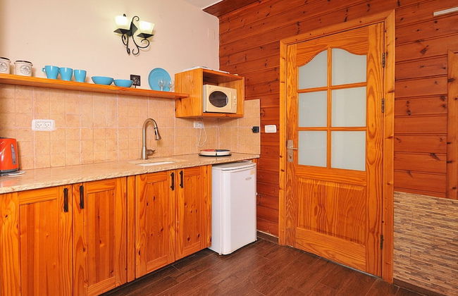 Mul Kineret Suites - Photo 10