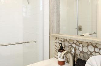 Oceanside Beach Condos - Photo 90