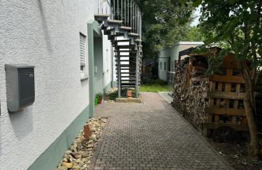 Dachgeschoss Wohnung mit Blick ins Grüne - Foto 16