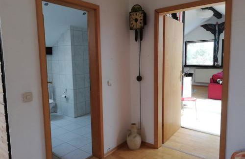 Großzügige und kunstvolle Dachgeschosswohnung - Foto 31