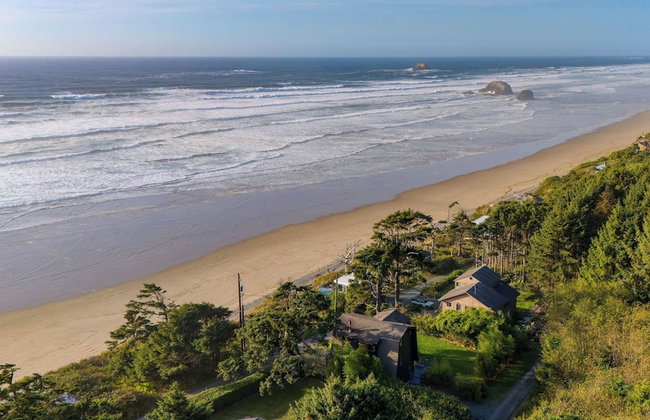Stunning Ocean Views, Steps to Beach Tranquil Retreat Cove Keep by Avantstay - Foto 88