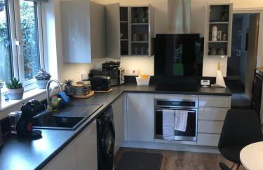 Unique one bed contemporary bungalow town centre - Foto 3