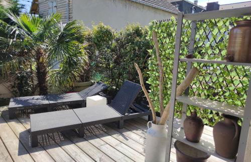 Grand appartement 3 pièces, terrasse au sud et mer à 80m - Photo 9