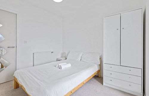 Canning Town 2 Bed Apartment - Foto 9