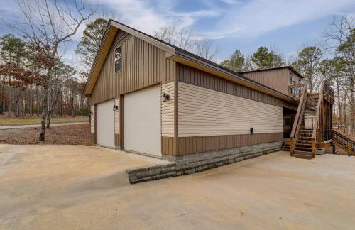 Greers Ferry Lake Access and Deck Group Getaway! - Foto 39