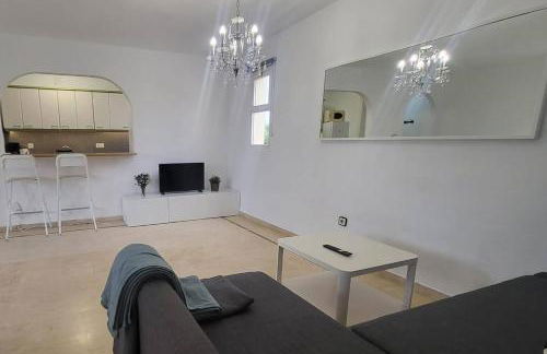 CYV Simple living near beach w pool in Fuengirola - Photo 20