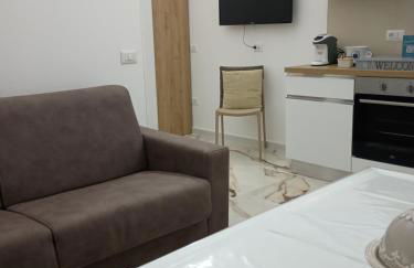 LETIZIA'S HOME Caserta - Photo 35