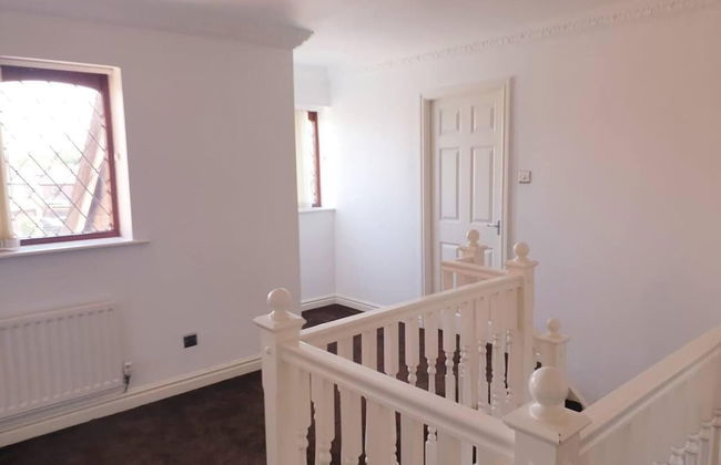 Lovely 4-bed , 3 Bath Villa in Bolton, Manchester - Foto 24