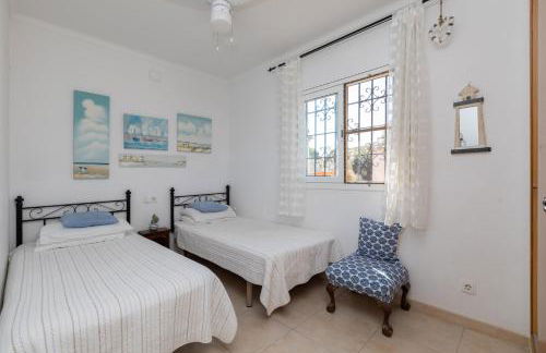 Detached Villa with Private Pool - Foto 27