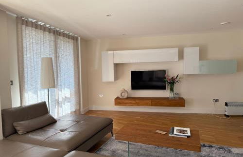 Luxury 3-BR near Tower Bridge Family & Business Ready - Foto 4