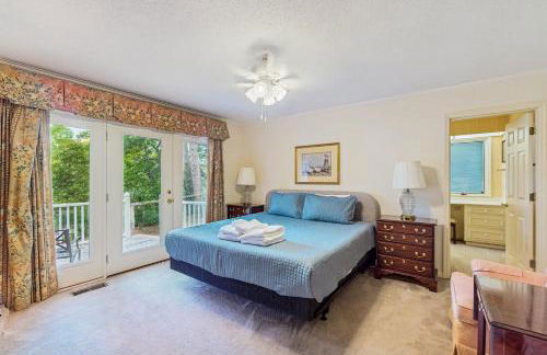 Deck and Private Dock! Waccamaw River Retreat - Photo 11