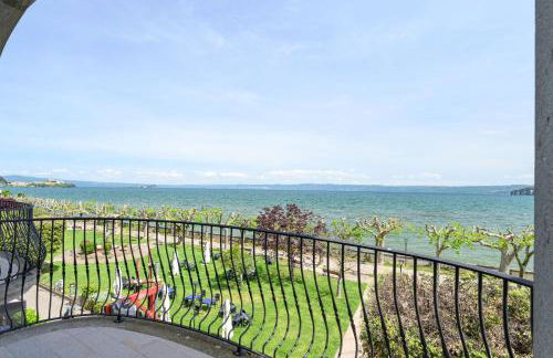 Casa Vacanze Maddalena - Palazzetto sul lago - Diamante Rosa - Foto 15