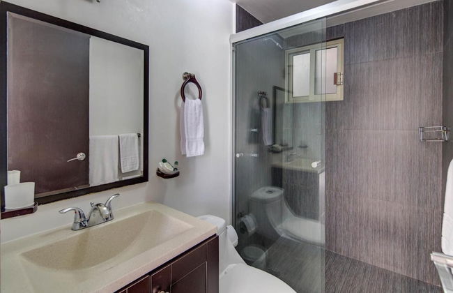 Grupo Kings Suites Alfredo de Musset - Foto 23