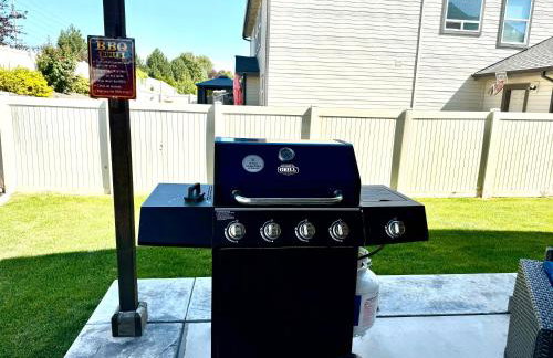 Spacious Family Retreat with Hot Tub & Home Theater - Foto 40