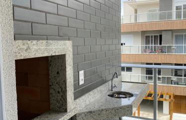 Apartamento em Condomínio Clube frente à praia do Campeche - Foto 11