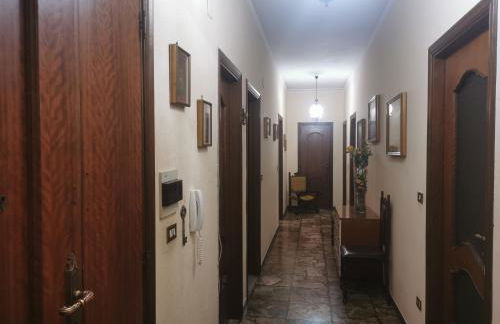 Comodo appartamento in zona centrale e strategica. - Foto 1