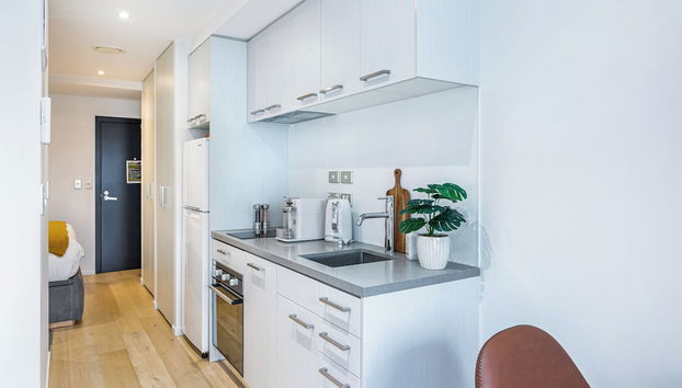 Stylish+Modern Unit - Balcony & Pool Zodiak Stays - Foto 5, Cocina privada