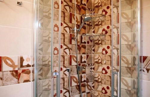 Villa Parruccia with a pool and a panoramic view - Foto 18