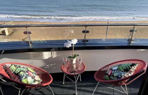 Royal Sands Ramsgate - direct beach access - Foto 7