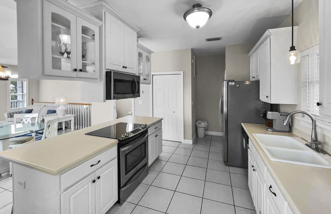 Paradise by the Pier l Ocean Views l Dog Friendly l Steps to Pier Park Shopping and Restaurants - Foto 23