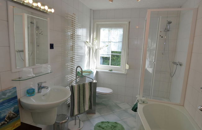 Charming Forest Escape for Two - Foto 15