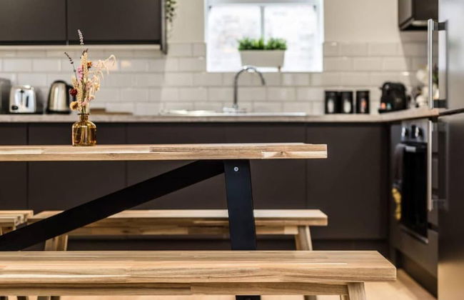 Host Apartments The Roscoe Coach House - Foto 19