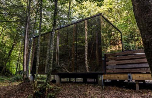 Modern Mirror Home w/ Hot-tub | “Glass House” #2 - Foto 26