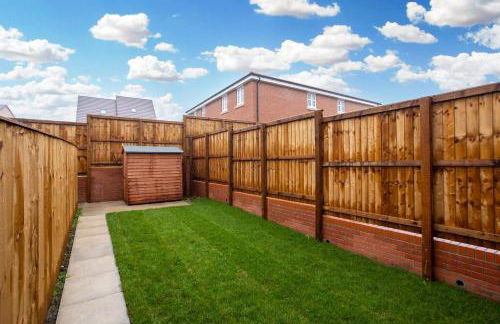 Willow by Alt-Stay - 3 Bed Home - Parking, WiFi & EV Plug - Contractors & Relocations - Weekly & Monthly Rates - Foto 36