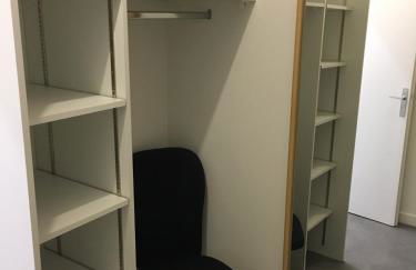 BedinReims elegant green bottle quiet and close to center free parking and wifi free ideal 5 à 9 Adultes - Foto 40