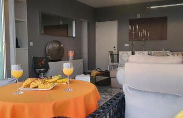 Villa Palace Fernandes with Jacuzzi - Photo 17