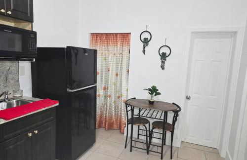 Miami Mini Escape 5 minutes from the airport - Foto 8