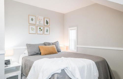 5 Bedroom House Cheerful Bungalow with AC Pet Friendly - Foto 39