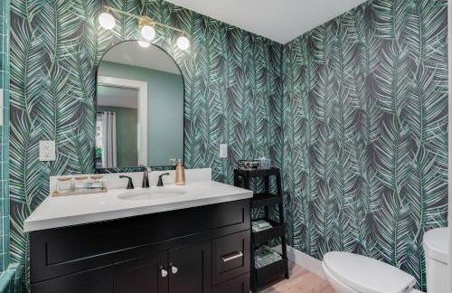 Riverfront! Family Friendly, Hot Tub, Fire Pit, EV - Foto 29