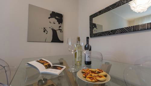 St. Vitale’s Basilic view elegant apartment - Photo 5