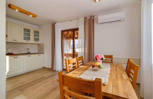 Villa NIMA - Holiday house with private pool - Foto 40