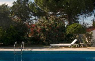 Relax in Style - Prime Spot with Garden & Natural Pool - Foto 29