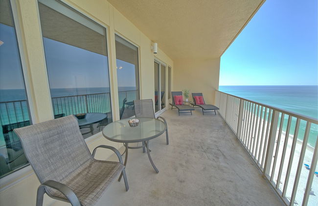 Stylish Oceanfront Condo with Beach and Picnic Area Access - Unit 1706 by RedAwning - Foto 26