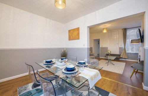 Modern 3 bedroom House - Parking - Sleeps 6 - Foto 23