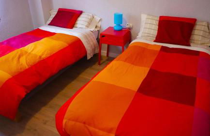 Apartment with Terrace and Sea View - Photo 26