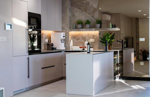 Artorius Duba - Photo 6