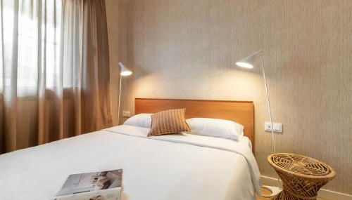 Sagrada Familia Apartment by Olala Homes - Photo 5